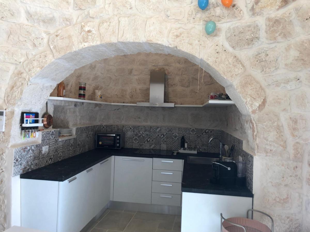 Trullo Dell' Edera Con Piscina Privata Apartment Алберобело Екстериор снимка
