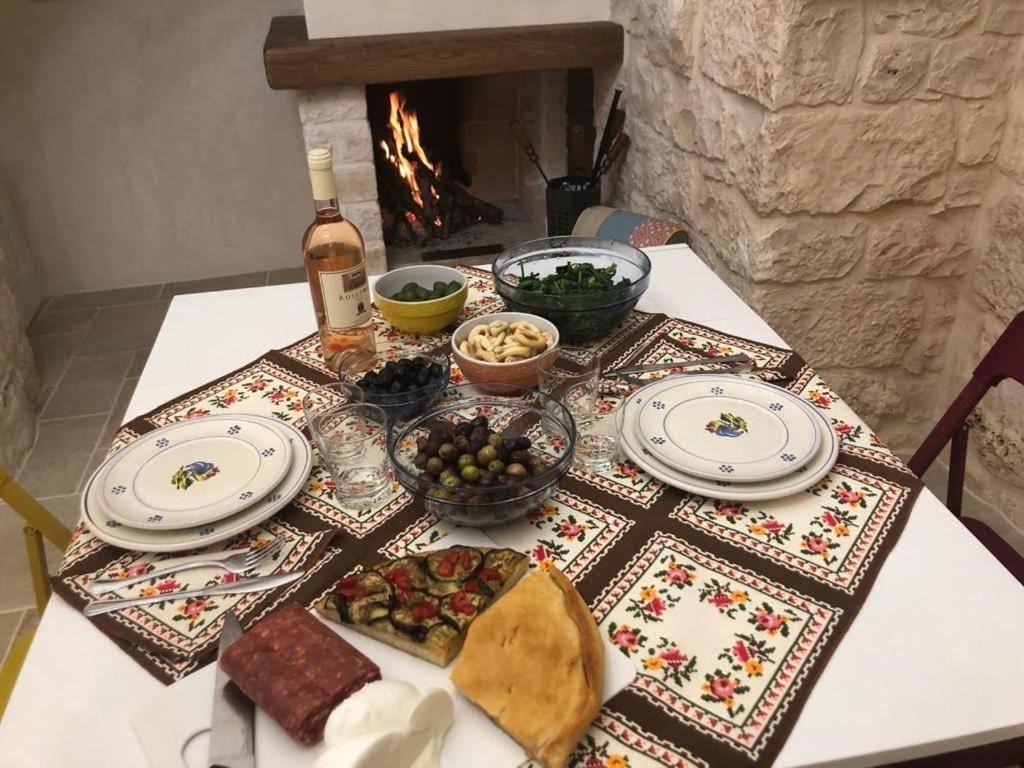 Trullo Dell' Edera Con Piscina Privata Apartment Алберобело Екстериор снимка