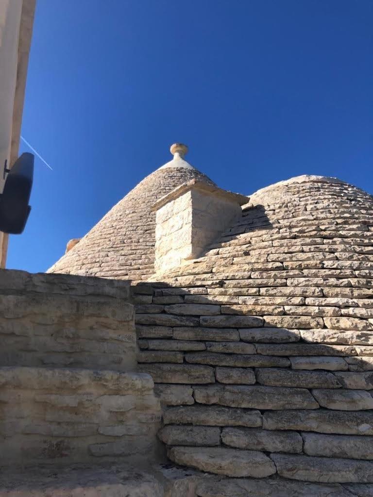 Trullo Dell' Edera Con Piscina Privata Apartment Алберобело Екстериор снимка